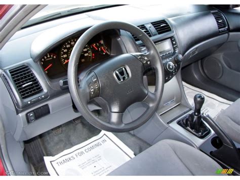 Gray Interior 2004 Honda Accord EX Sedan Photo #55075513 | GTCarLot.com