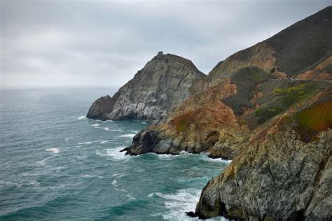 High-resolution study on California coastal cliff erosion