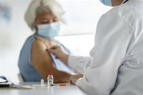 Senior Flu Shots: Why They're Different and Why You Need One