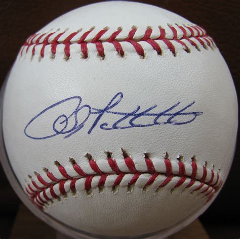 Lot Detail - ANDY PETTITTE SIGNED BASEBALL w/CAS COA