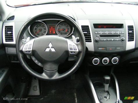 2007 Mitsubishi Outlander XLS Black Dashboard Photo #41813923 ...