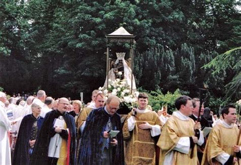 Walsingham: Anglican National Pilgrimage - Students | Britannica Kids ...