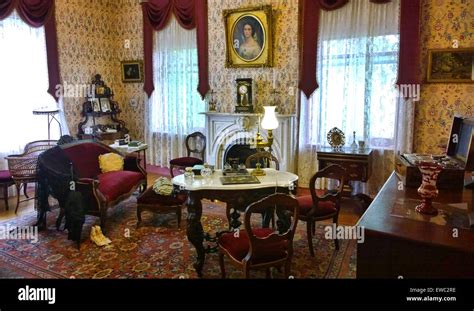 Victorian era sitting room Stock Photo - Alamy