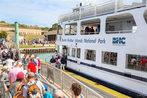 Boston Harbor Islands: Round-Trip Ferry to Georges Island 2024