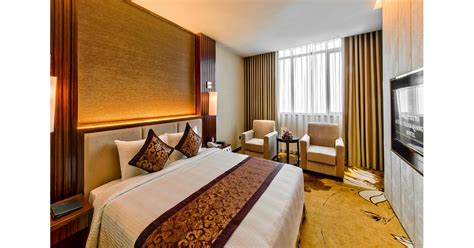 Muong Thanh Luxury Quang Ninh Hotel $73 ($̶1̶1̶5̶). Ha Long Hotel Deals ...