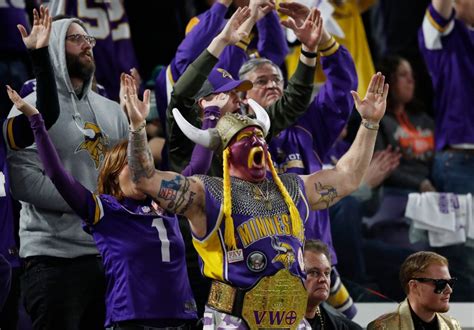 Your cabin or Super Bowl tickets? If Vikings win Sunday, expect prices to jump – Twin Cities