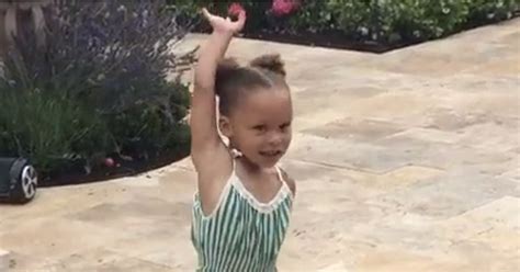 Riley Curry's Birthday Dance Video on Instagram | POPSUGAR Celebrity