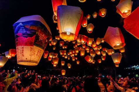 Pingxi Sky Lanterns Festival | New Taipei City Travel