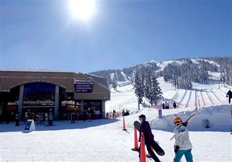 Mount Bachelor Ski Facilities, Ski Rentals