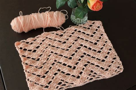 Lacy Crochet: Lacy Ripple Crochet Stitch