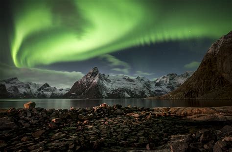 Interesting Photo of the Day: Breathtaking Aurora in Norway