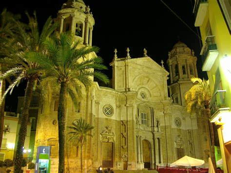 Cadiz Cathedral at night Free Photo Download | FreeImages