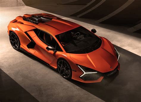 Lamborghini Revuelto: el primer "Lambo" híbrido tiene un V12 y 1,015 hp