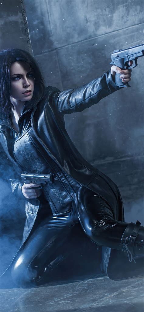 1125x2436 Selene Underworld Cosplay Iphone XS,Iphone 10,Iphone X ,HD 4k ...