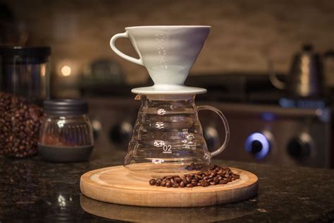 Hario V60 (02) Ceramic Coffee Dripper (Pour Over Method) | The Roasters Pack