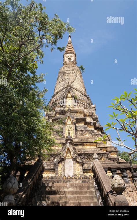 Stupa of Preah Ang Doung, on Phreah Reach Traop Mountain, Oudong Mountain, Cambodia Stock Photo ...