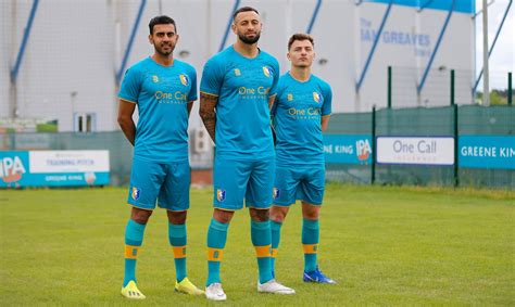 Gallery: Stags' new third kit - News - Mansfield Town