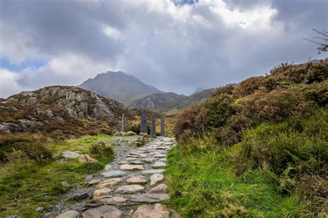 Premium Photo | Snowdonia national park