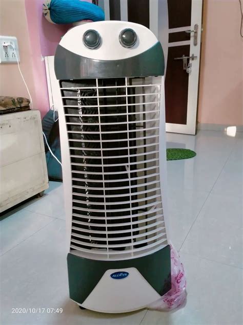 OeM Branding Electricity Floor Standing Tower Fan at Rs 1500/piece in ...