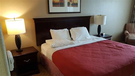 Country Inn & Suites by Radisson, Galveston Beach, TX in 2818 Avenue R 1/2, Galveston, TX 77550, USA