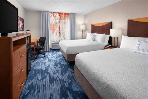 Denver Airport Hotels with Indoor Pools | Fairfield Inn