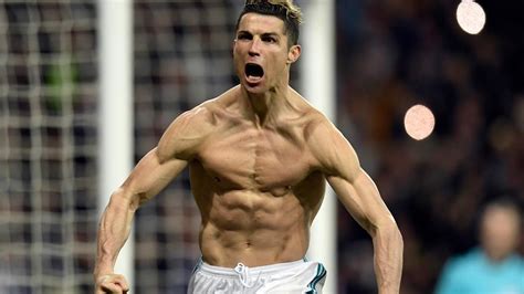 Secrets to Cristiano Ronaldo’s amazing ripped rig