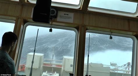 North Sea video shows EXACTLY what it is like to be on board a ship during a storm | Daily Mail ...