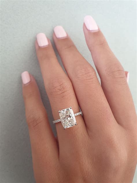 Pin on Engagement Rings & Diamond Rings