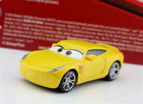 Dan the Pixar Fan: Cars 3: Sterling & Cruz Ramirez 2-Pack (Mattel)