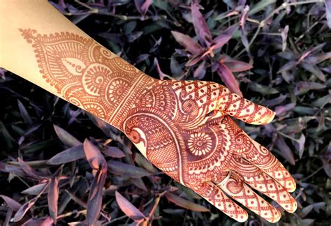 80+ Amazing Karva Chauth Mehndi Designs – Body Art Guru