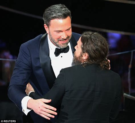 Casey Affleck hugs Ben as he wins Best Actor at the Oscars | Daily Mail ...