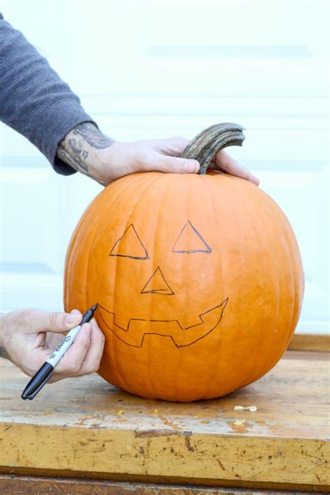 Easy, Fast Way to Carve a Halloween Pumpkin | Apartment Therapy