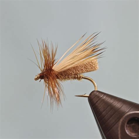 Dry Flies Archives - Fly Tying 123 - Fly Tying Instructions and Videos | Fly tying, Fly fishing ...