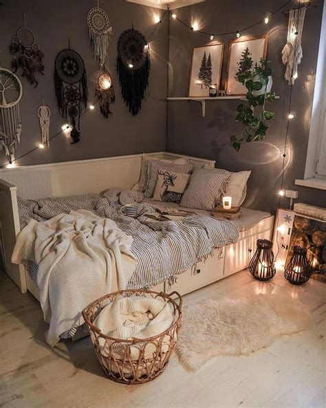 10 Lovely Bedroom Decor Ideas - Mom's Got the Stuff in 2021 | Room ...