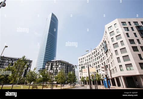 Bilbao modern architecture hi-res stock photography and images - Alamy