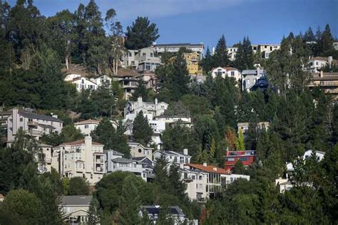 Oakland Hills Fire - San Francisco Chronicle