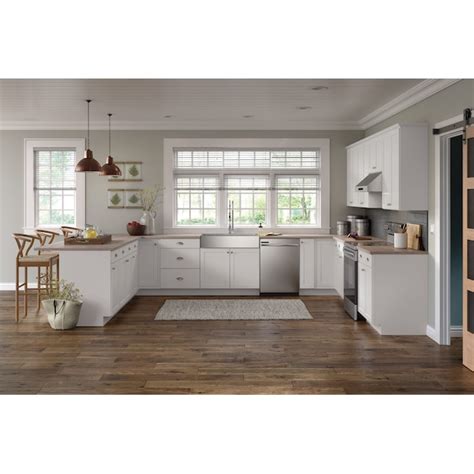 Diamond NOW Arcadia 8.5-in W x 14.5-in H White Painted Kitchen Cabinet Sample (Printed Sample ...