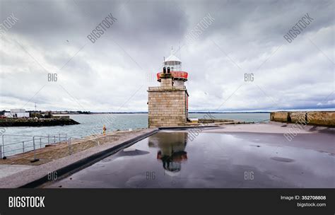 Howth Lighthouse Image & Photo (Free Trial) | Bigstock