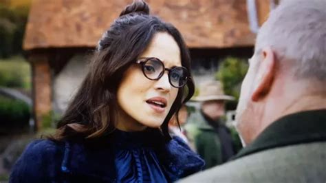 Round Eyeglasses worn by Anathema Device (Adria Arjona) in Good Omens (S01E04) | Spotern