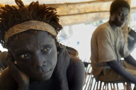 India’s Jarawa tribe facing extinction | Environment News | Al Jazeera