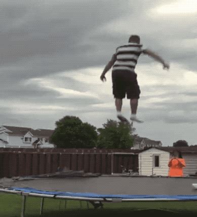 Random Wins & Fails Gifs (23 gifs)