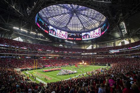 Why food prices are so low at the Atlanta Falcons' new stadium