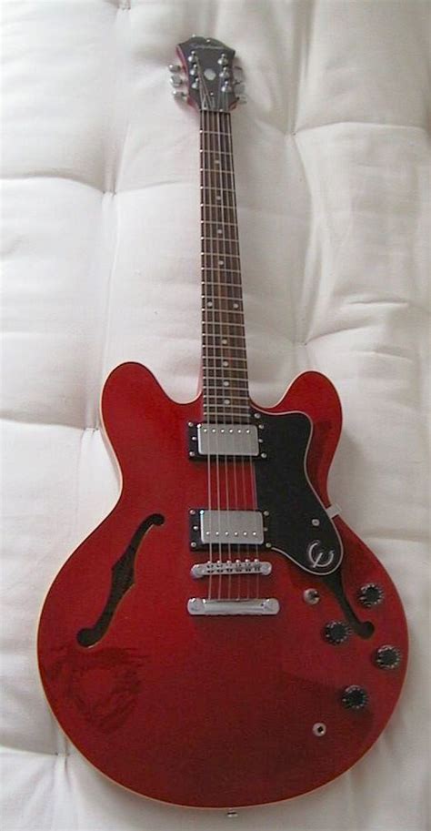 Epiphone Dot-335 cherry