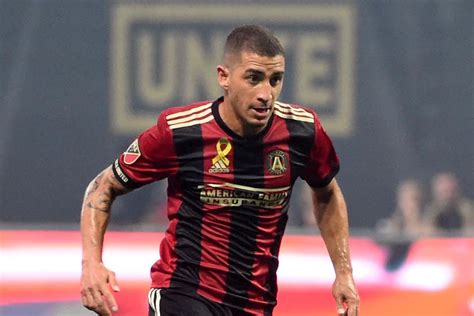 Carlos Bocanegra confirms Carlos Carmona will stay with Atlanta United in 2018 - Dirty South Soccer