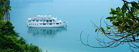 Bhaya Premium Cruise Halong Bay 2024/25 - Rainforest Cruises