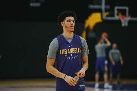 Lakers News: Lonzo Ball Says He Is Definitely Playing In Season Opener