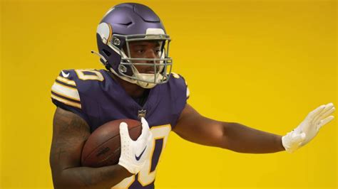 Minnesota Vikings Unveil Purple People Eaters-Era Throwback Uniforms – SportsLogos.Net News