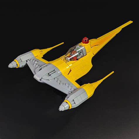 N-1 Naboo Starfighter - Minifig Scale – Brick Vault