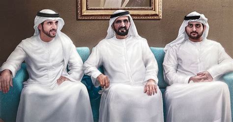 Sheikh Hamdan unveils new portrait of Dubai's ruling family – Emirates Woman