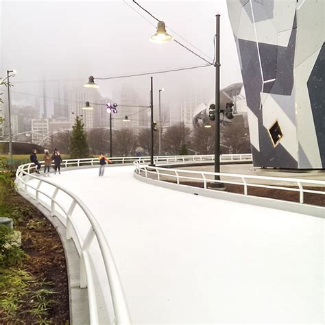 Ice Skating Ribbon Trail Opens in Chicago — KNSTRCT